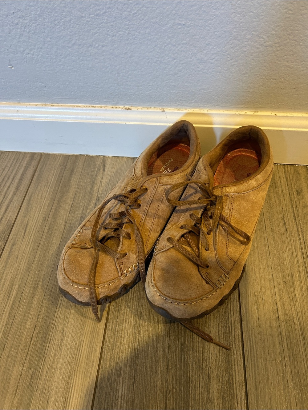 Skechers Men's Suede Lace-Up Shoes in Tan